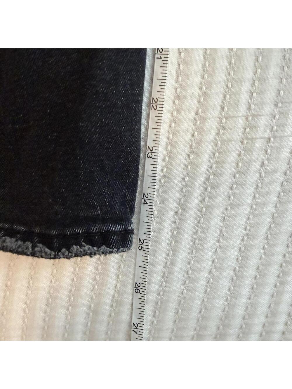 EUC Abercrombie & Fitch Ultra High Rise Ankle Straight Jean Size 30 Regular - Picture 7 of 8